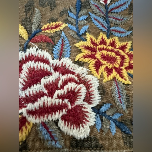 Kyla Seo Hand Embroidered Leopard Cheetah Jacket - Picture 9 of 12